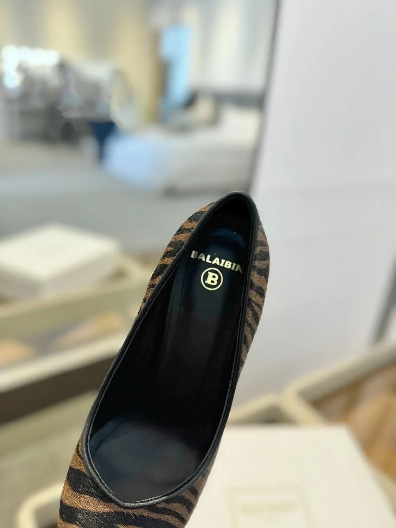 Supportive Balmain Shoes 10494