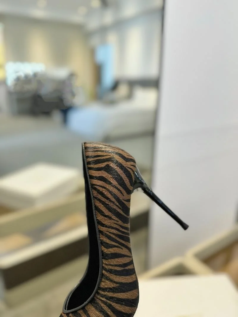 Supportive Balmain Shoes 10494