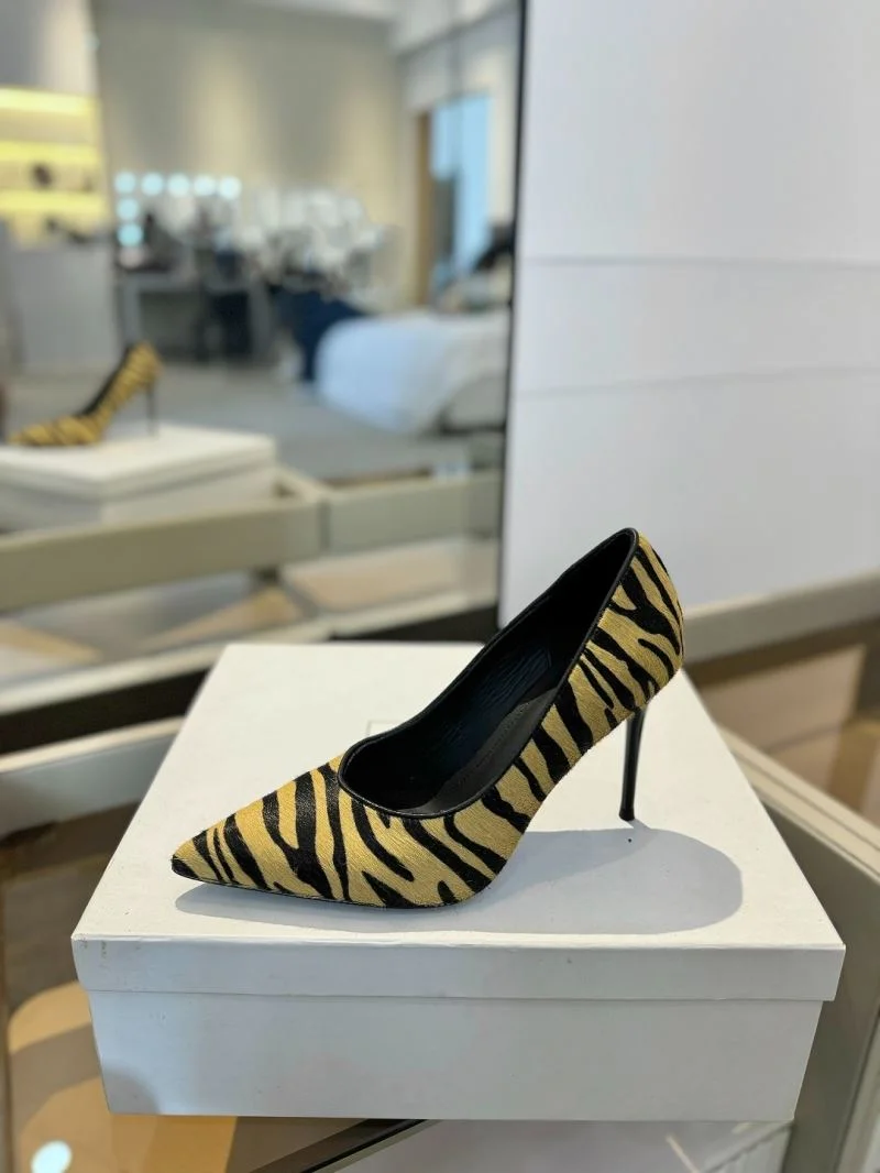 Balmain Shoes UrbanChic 10489