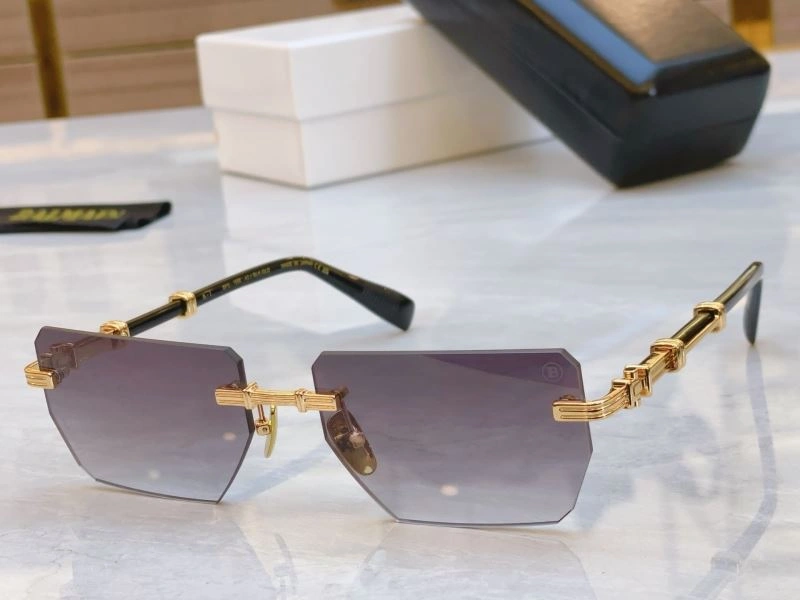 RelaxedFit Balmain Sunglasses 277010