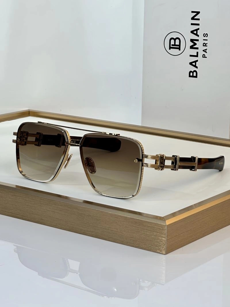 Balmain Sunglasses Youthful 277056