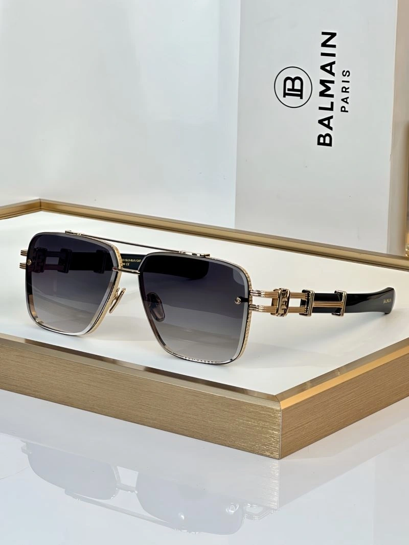 Balmain Sunglasses Youthful 277056