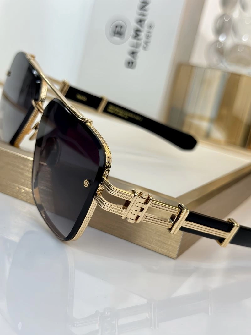 Balmain Sunglasses Youthful 277056