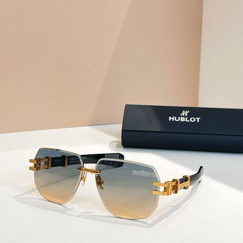 Balmain Sunglasses Unisex 277064