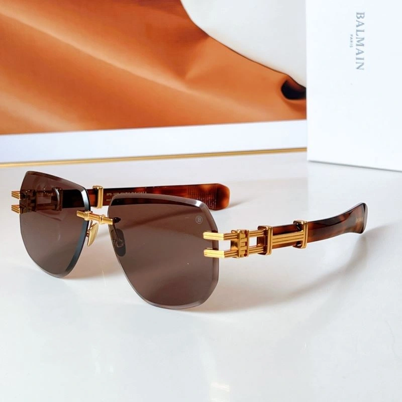 Balmain Sunglasses Functional 277041