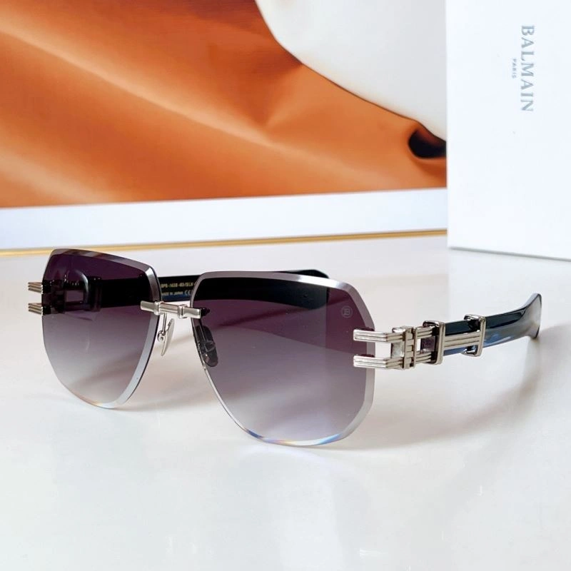 Balmain Sunglasses Functional 277041
