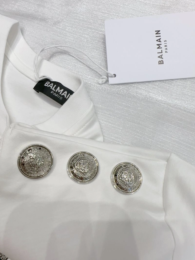 Versatile Balmain T-Shirts 98944