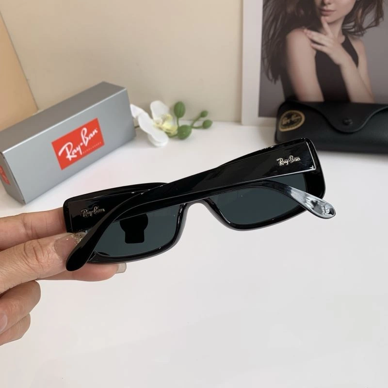 Sporty Bay Ban Sunglasses 282194