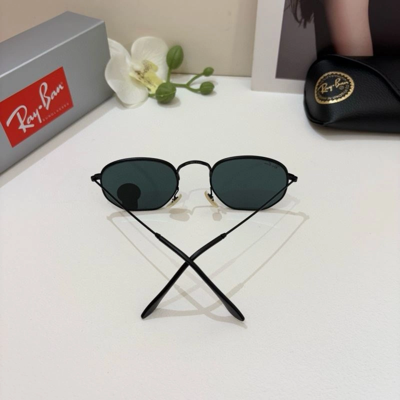 Chic Bay Ban Sunglasses 282181