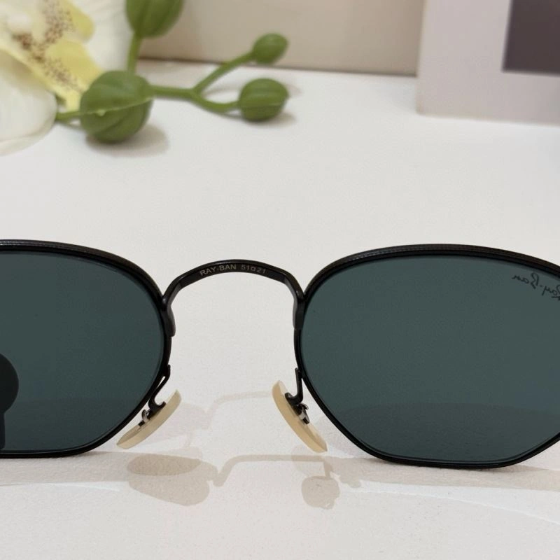 Chic Bay Ban Sunglasses 282181