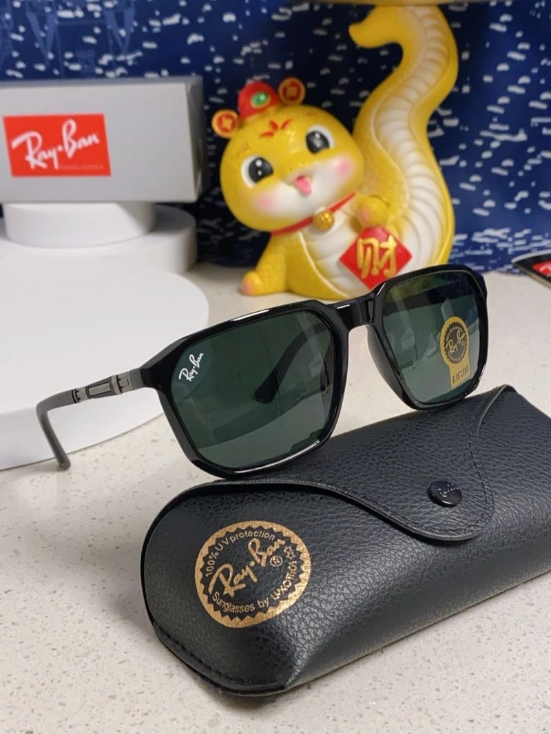 Classic Bay Ban Sunglasses 282254