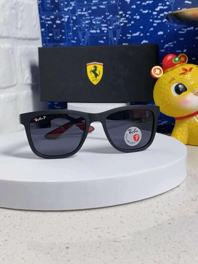 Bay Ban Sunglasses Compact 282205