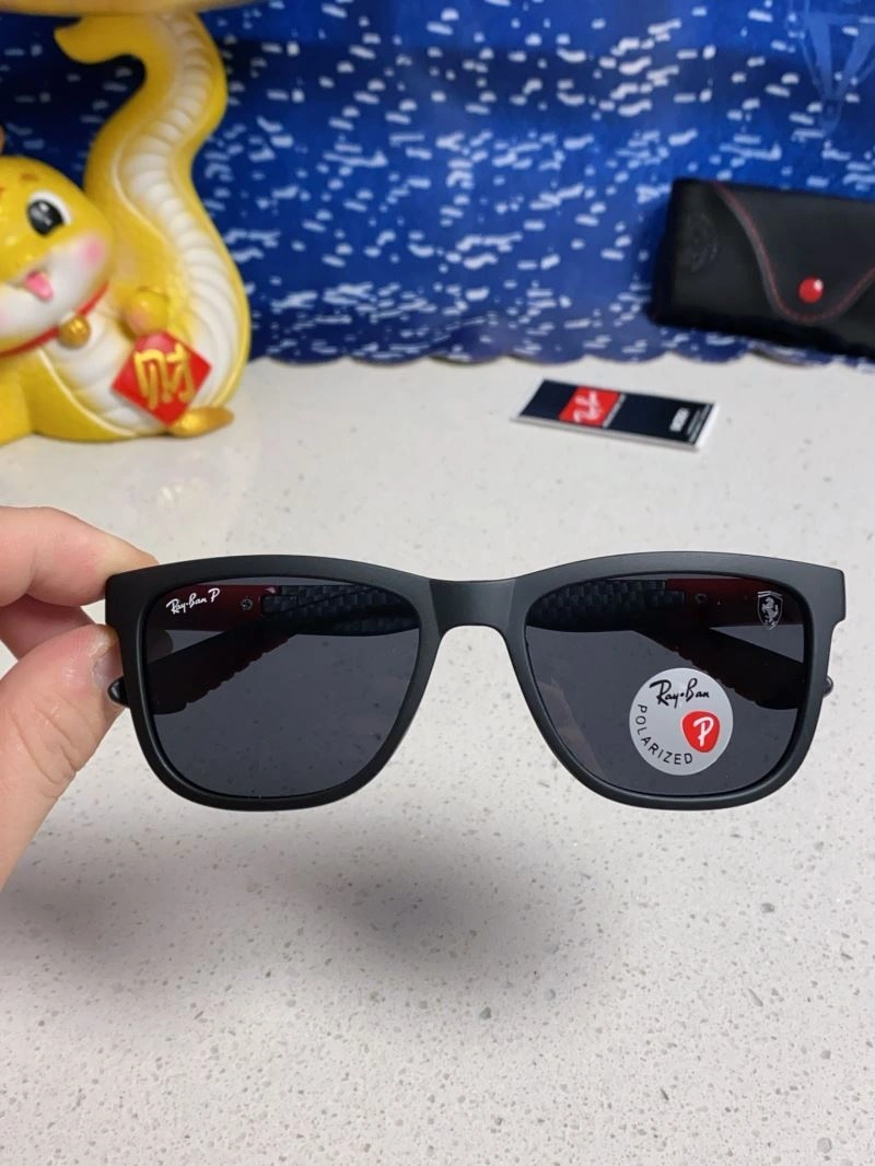 Bay Ban Sunglasses Compact 282205