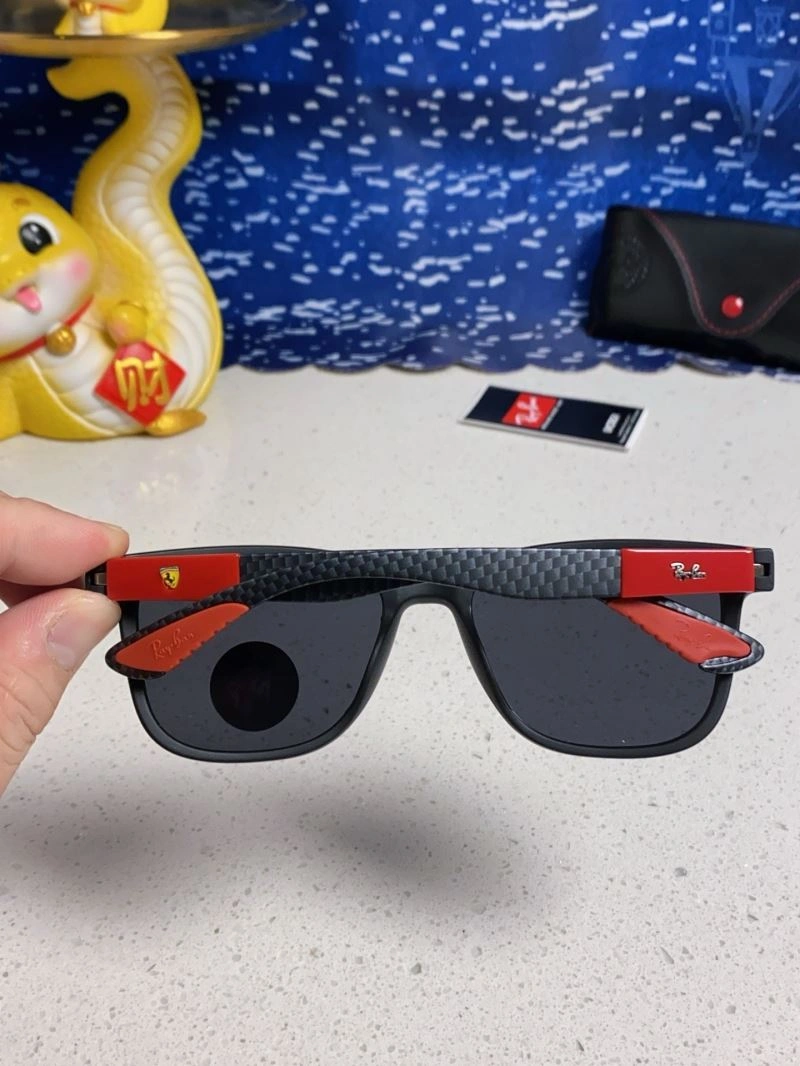 Bay Ban Sunglasses Compact 282205