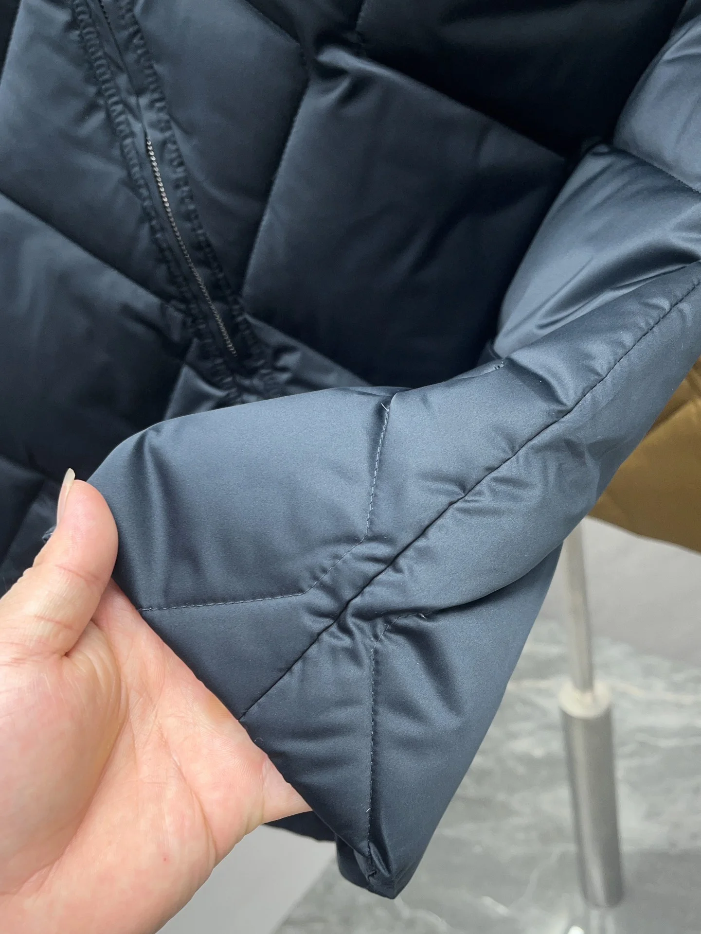 Versatile Berluti Down Jackets 165087