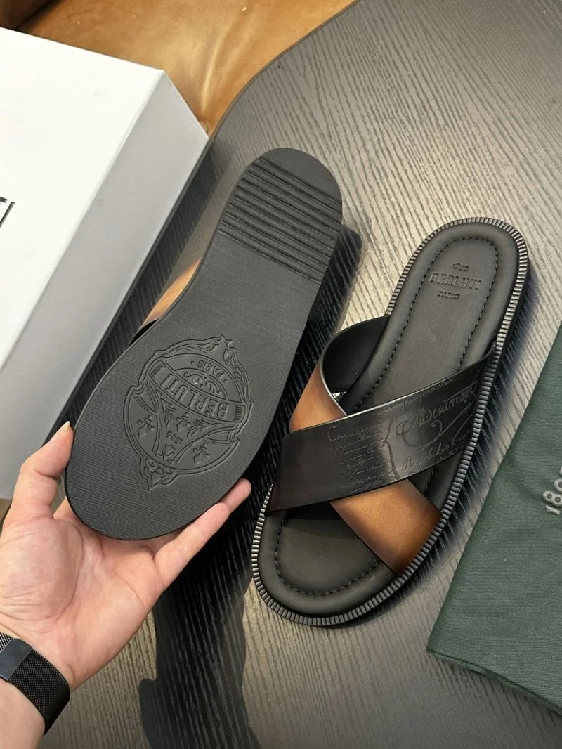 Trendsetting Berluti Sandals 14944
