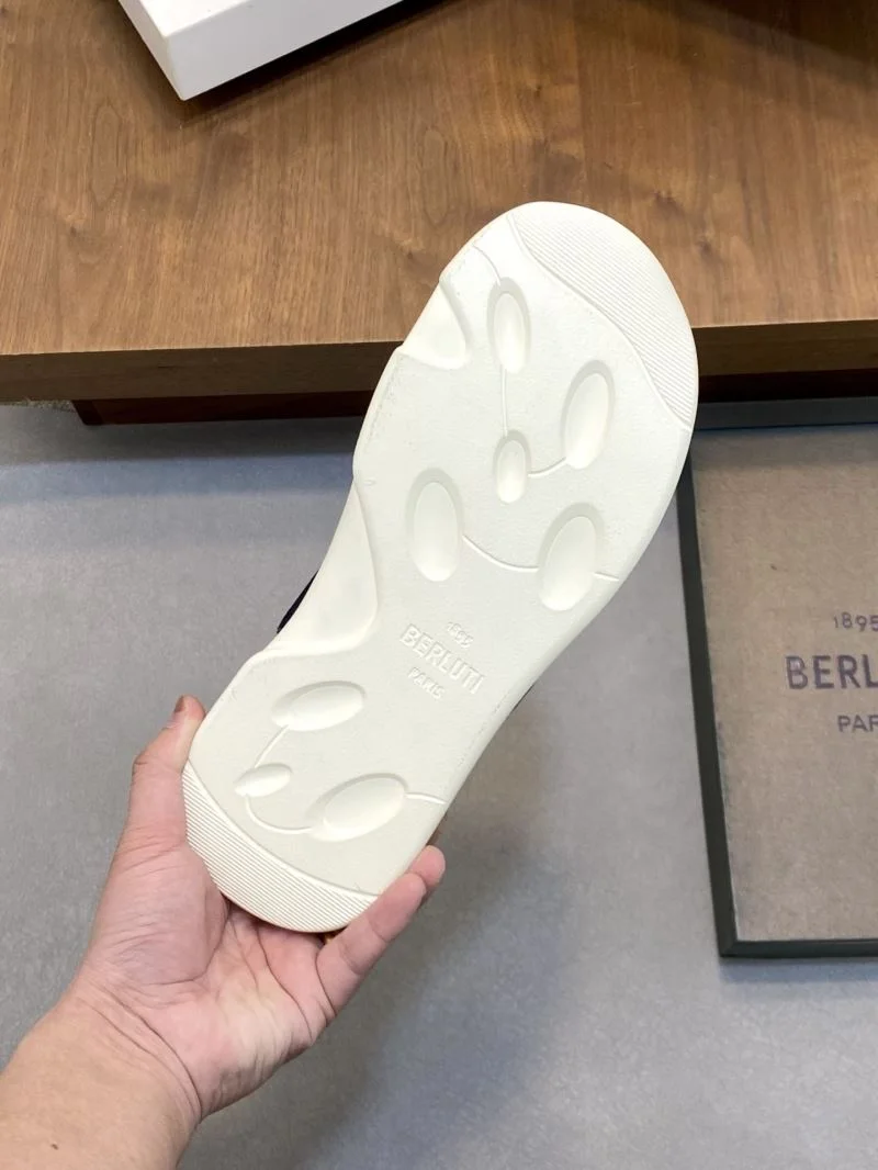 OdorResistant Berluti Sandals 15014