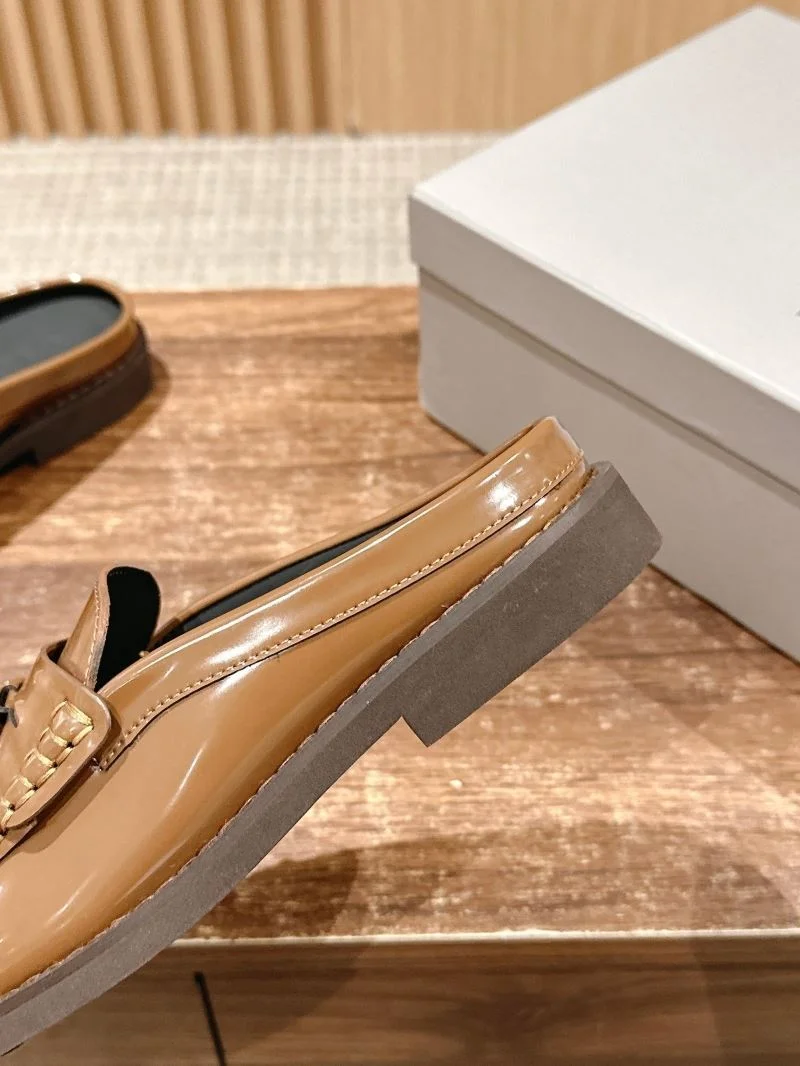 Snug Berluti Sandals 6836