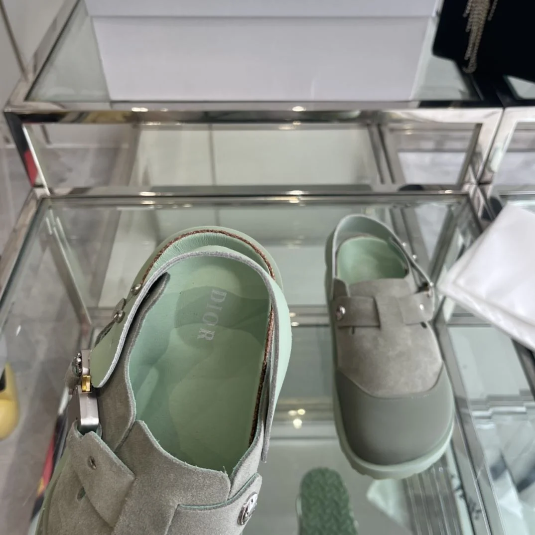 Birkenstock Sandals Trendy 8330