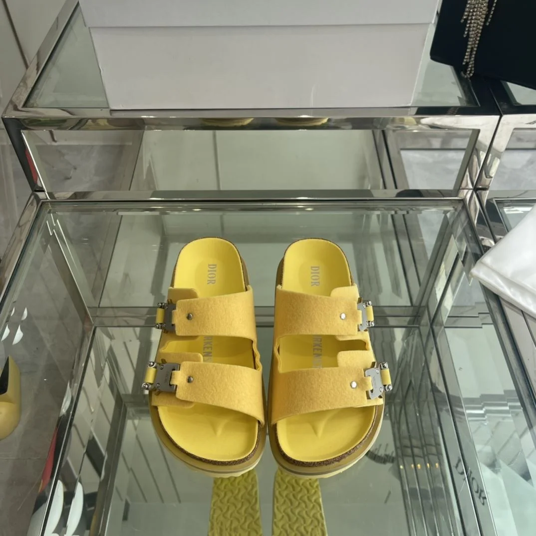 Birkenstock Sandals Vibrant 8334