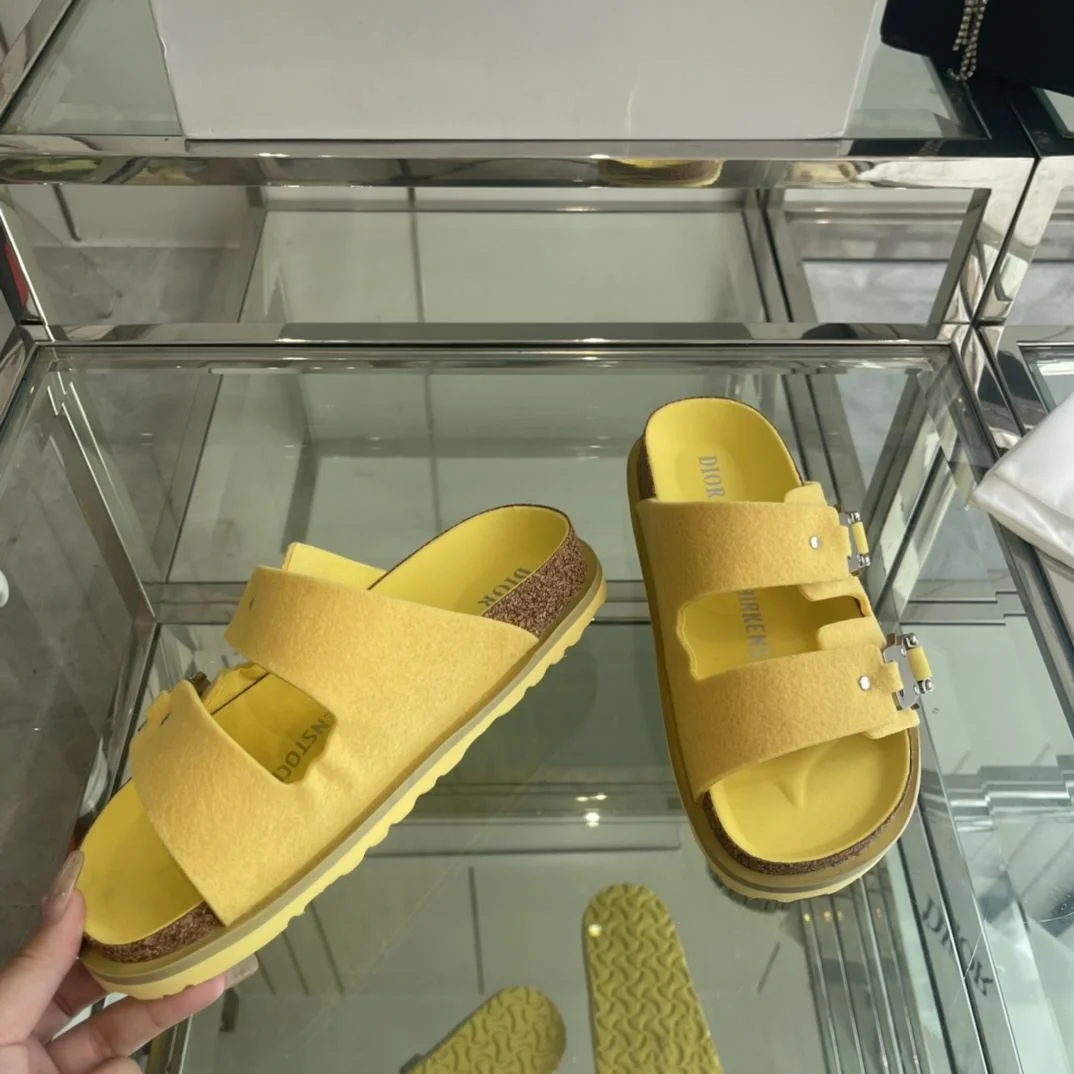 Birkenstock Sandals Vibrant 8334