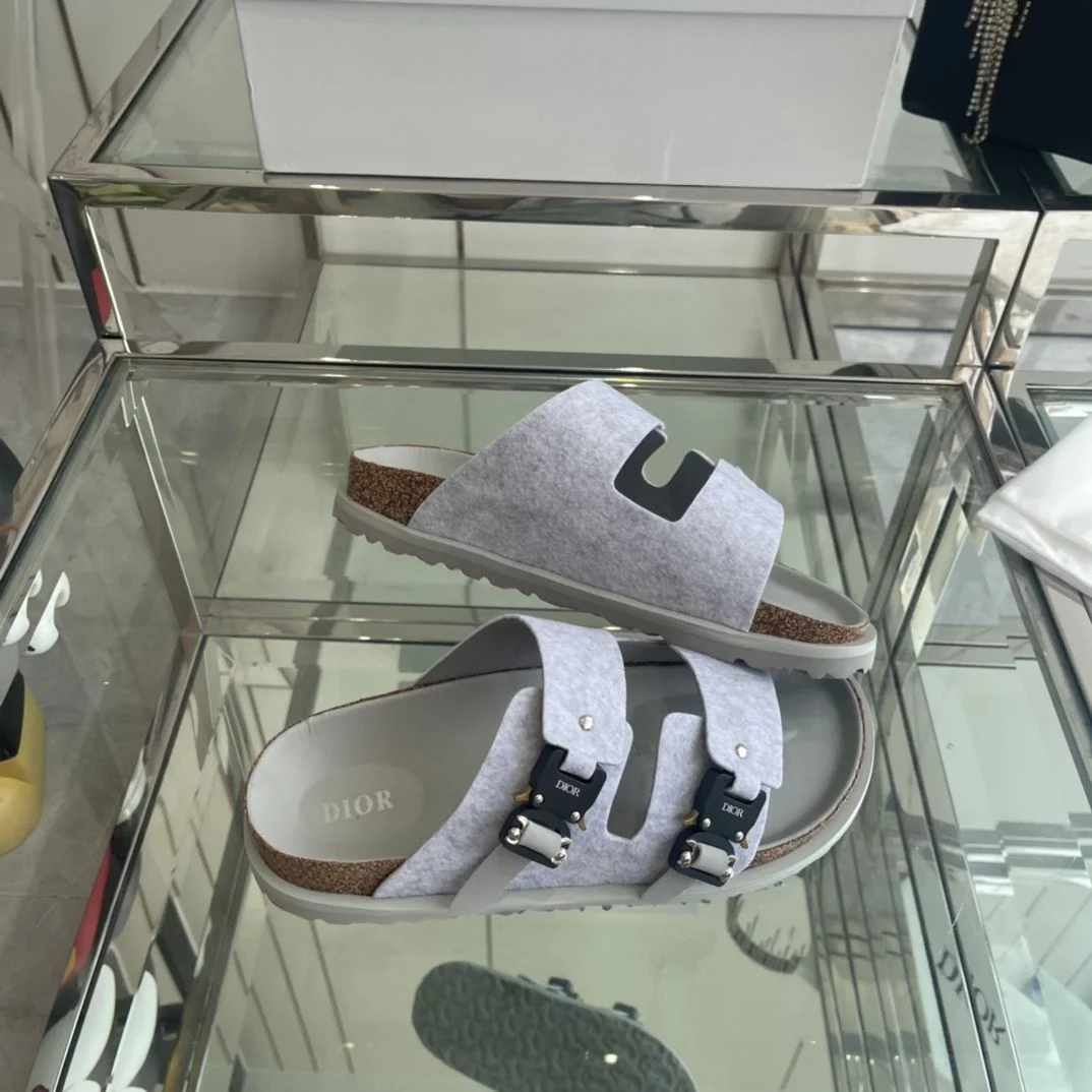 TechFriendly Birkenstock Sandals 8353