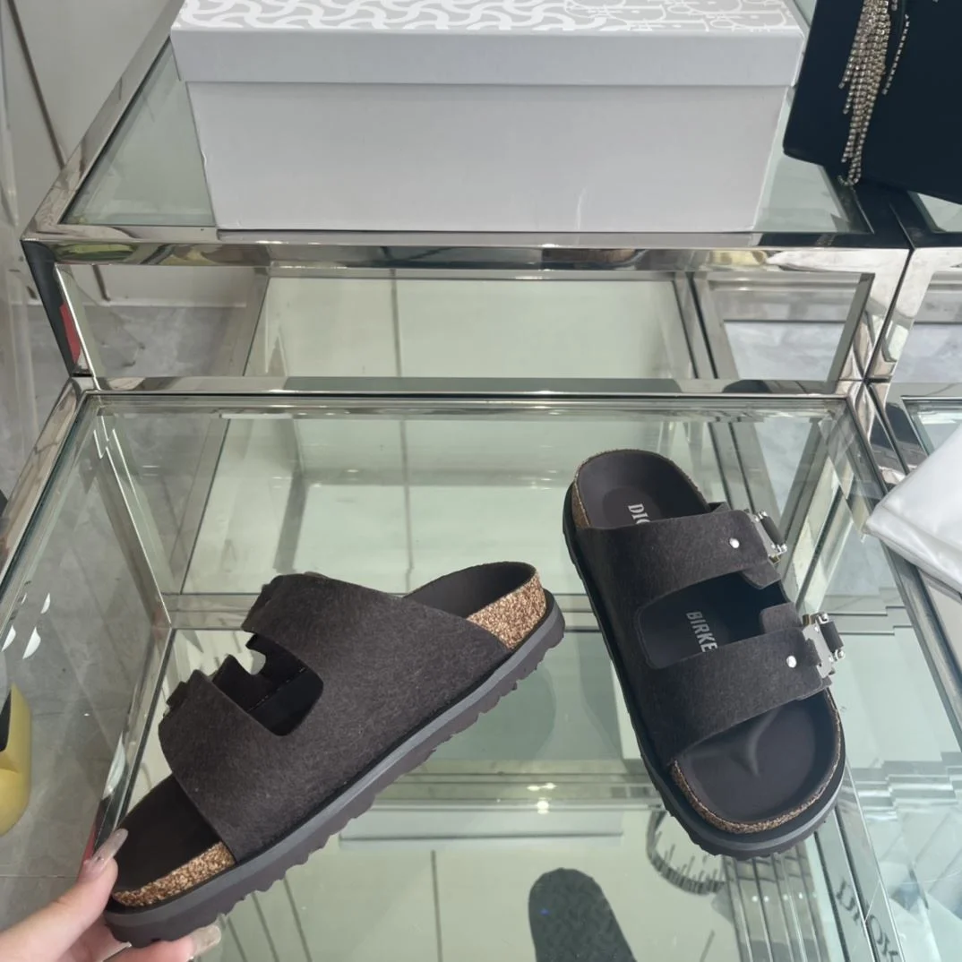 TechFriendly Birkenstock Sandals 8339