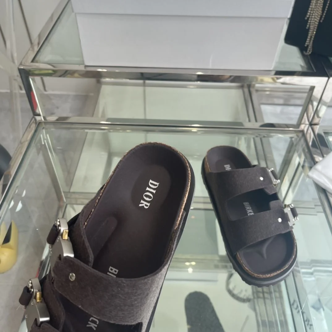 TechFriendly Birkenstock Sandals 8339
