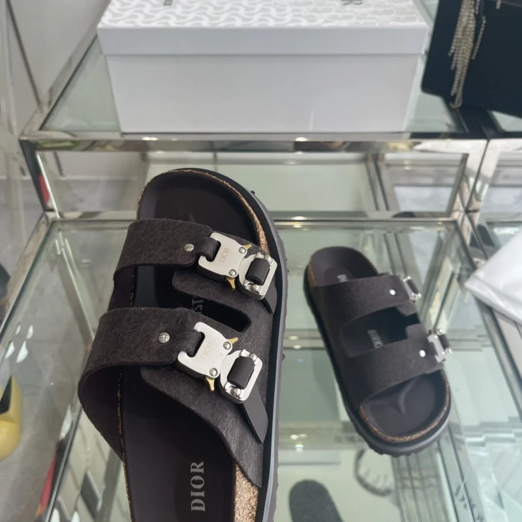 TechFriendly Birkenstock Sandals 8339