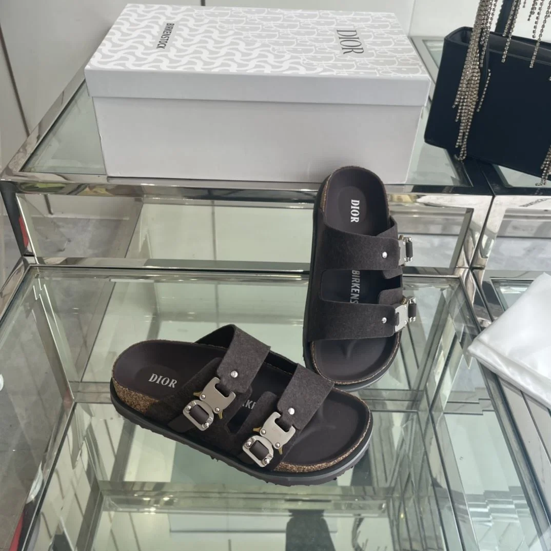 TechFriendly Birkenstock Sandals 8339