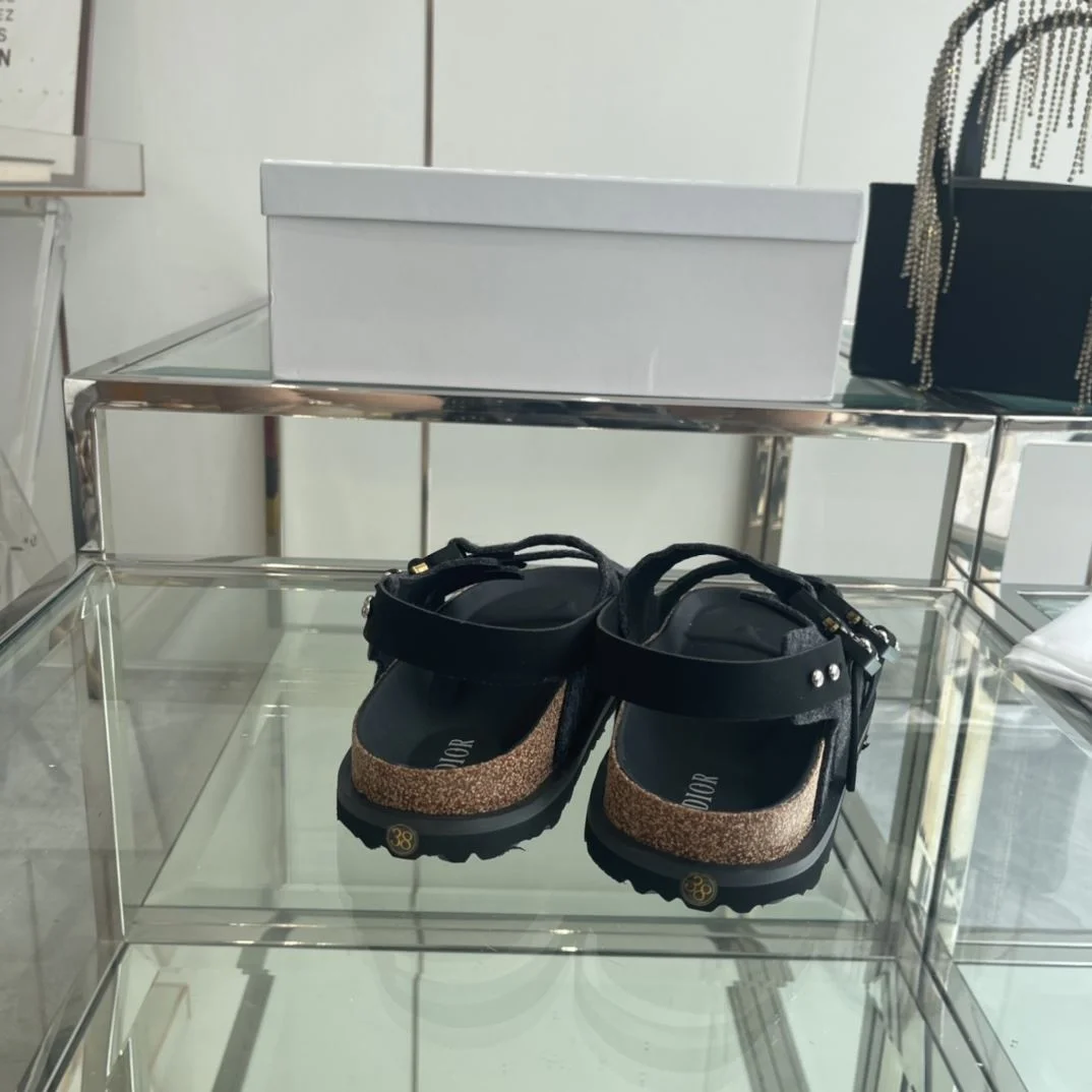 Contemporary Birkenstock Sandals 8317