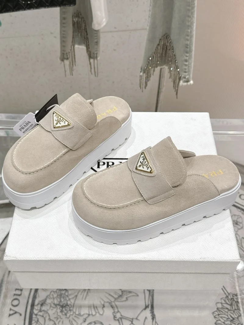 Birkenstock Sandals Stylish 6758