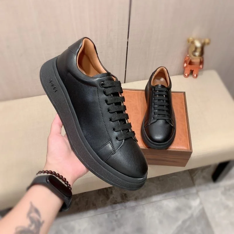 Seasonal Boss Shoes 5163