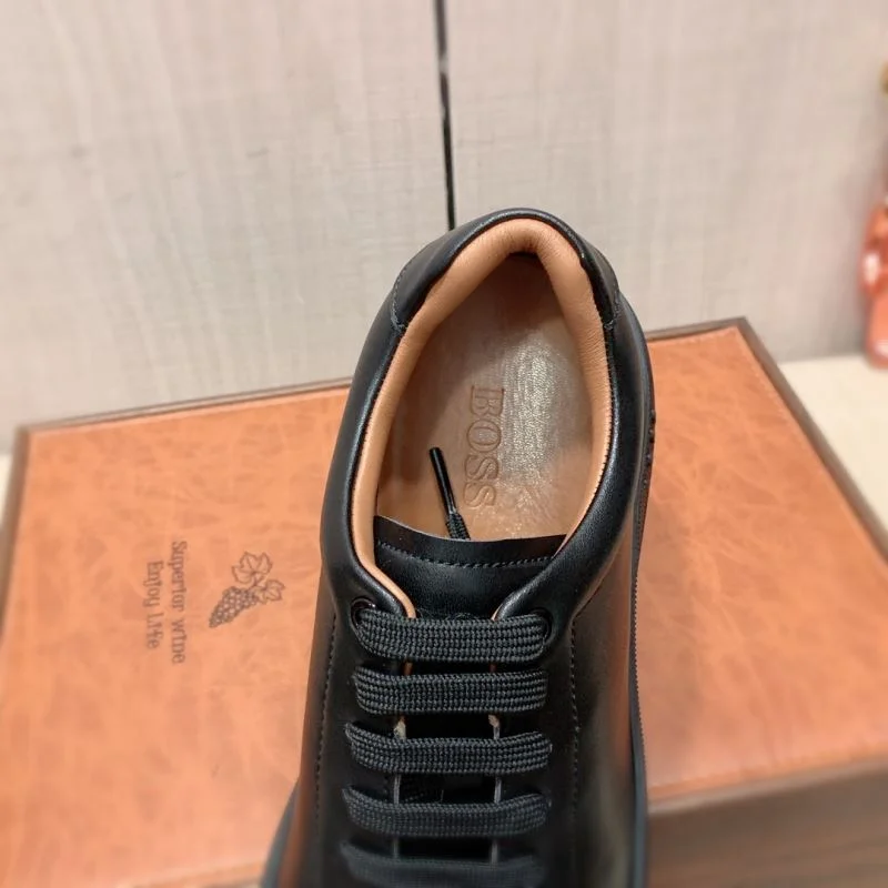 Seasonal Boss Shoes 5163