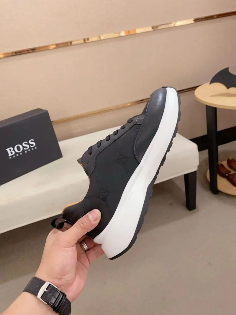 Boss Shoes MoistureWicking 14763