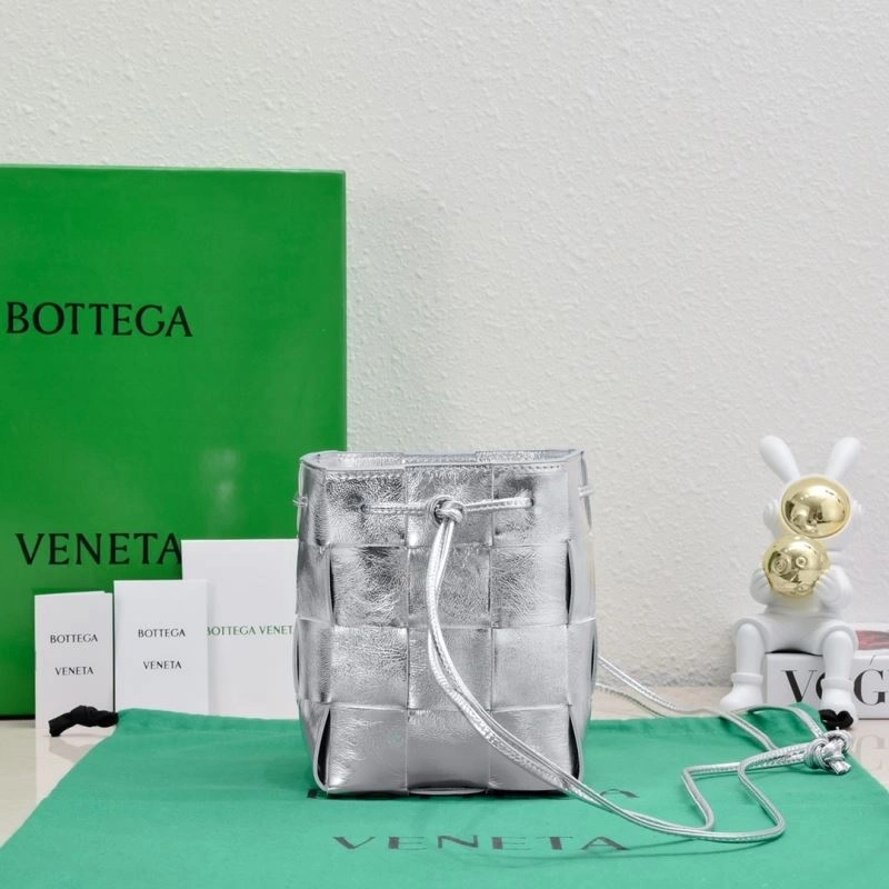 Bottega Veneta Bucket Bags WaterResistant 67872