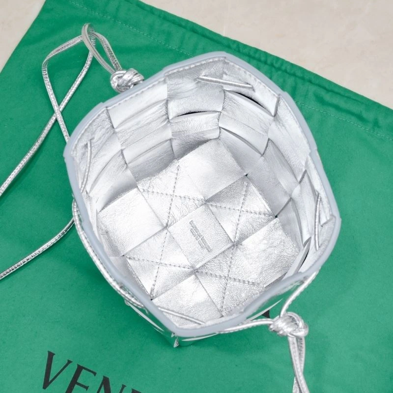Bottega Veneta Bucket Bags WaterResistant 67872