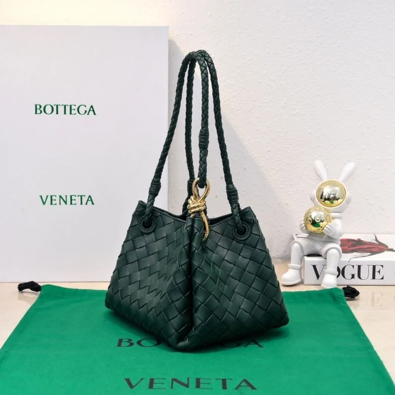 Versatile Bottega Veneta Bucket Bags 51953