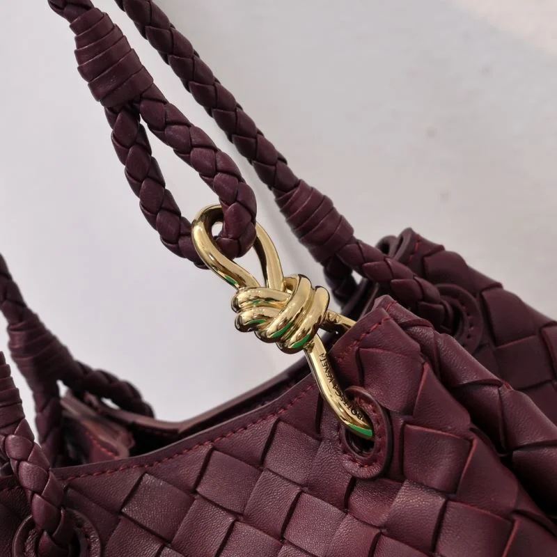 Efficient Bottega Veneta Bucket Bags 51952
