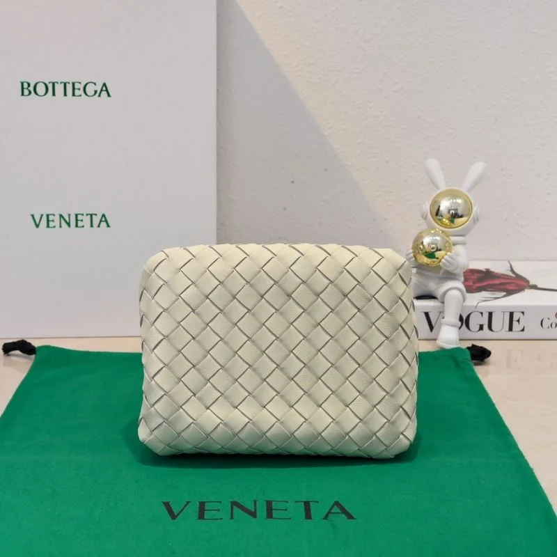 Lightweight Bottega Veneta Bucket Bags 51954