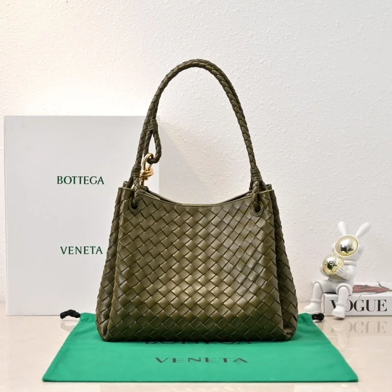 Bottega Veneta Bucket Bags Minimalist 51941