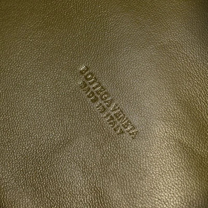 Bottega Veneta Bucket Bags Minimalist 51941