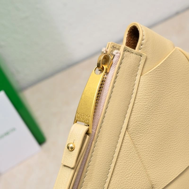Effortless Bottega Veneta Clutch Bags 67905