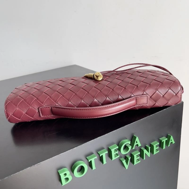 WaterResistant Bottega Veneta Clutch Bags 67830