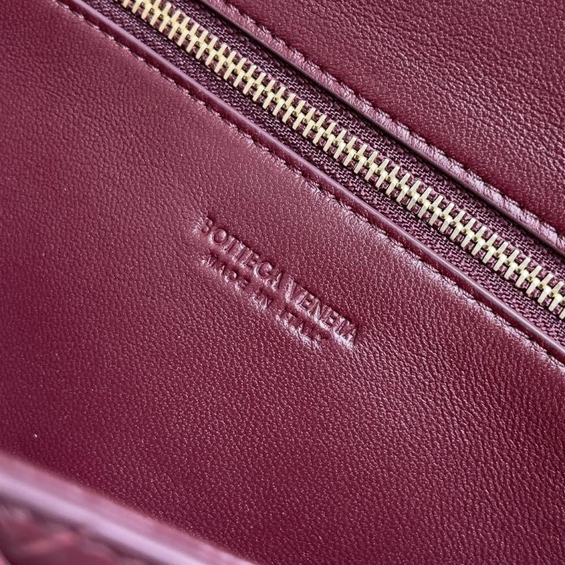 WaterResistant Bottega Veneta Clutch Bags 67830