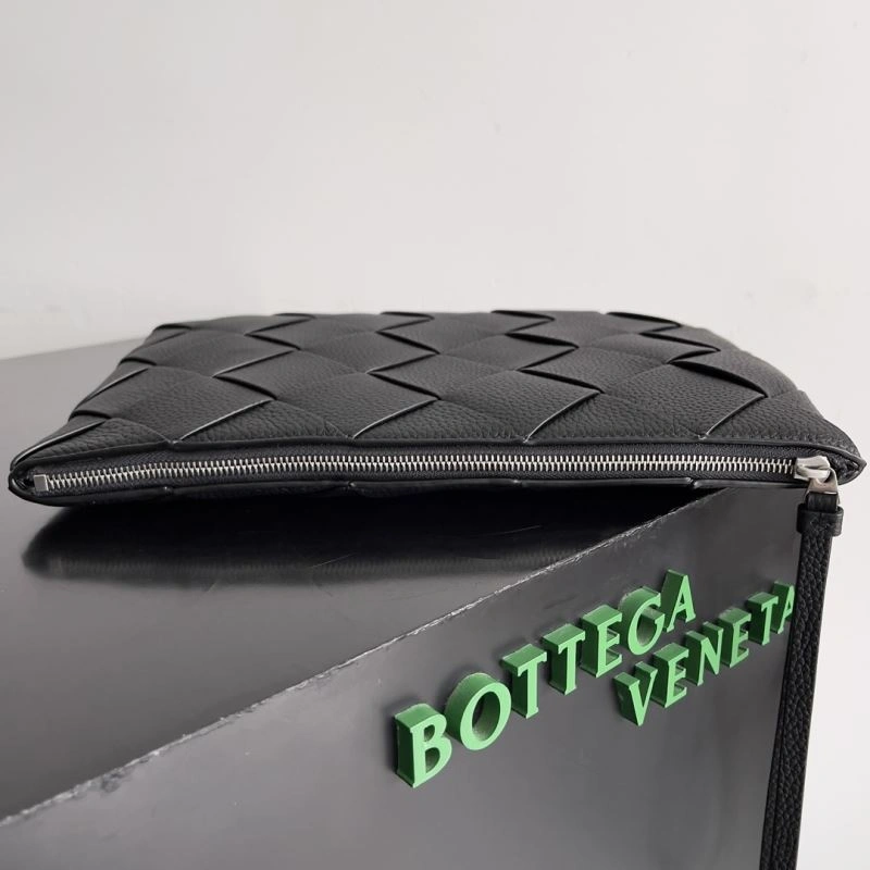 Bold Bottega Veneta Clutch Bags 67300