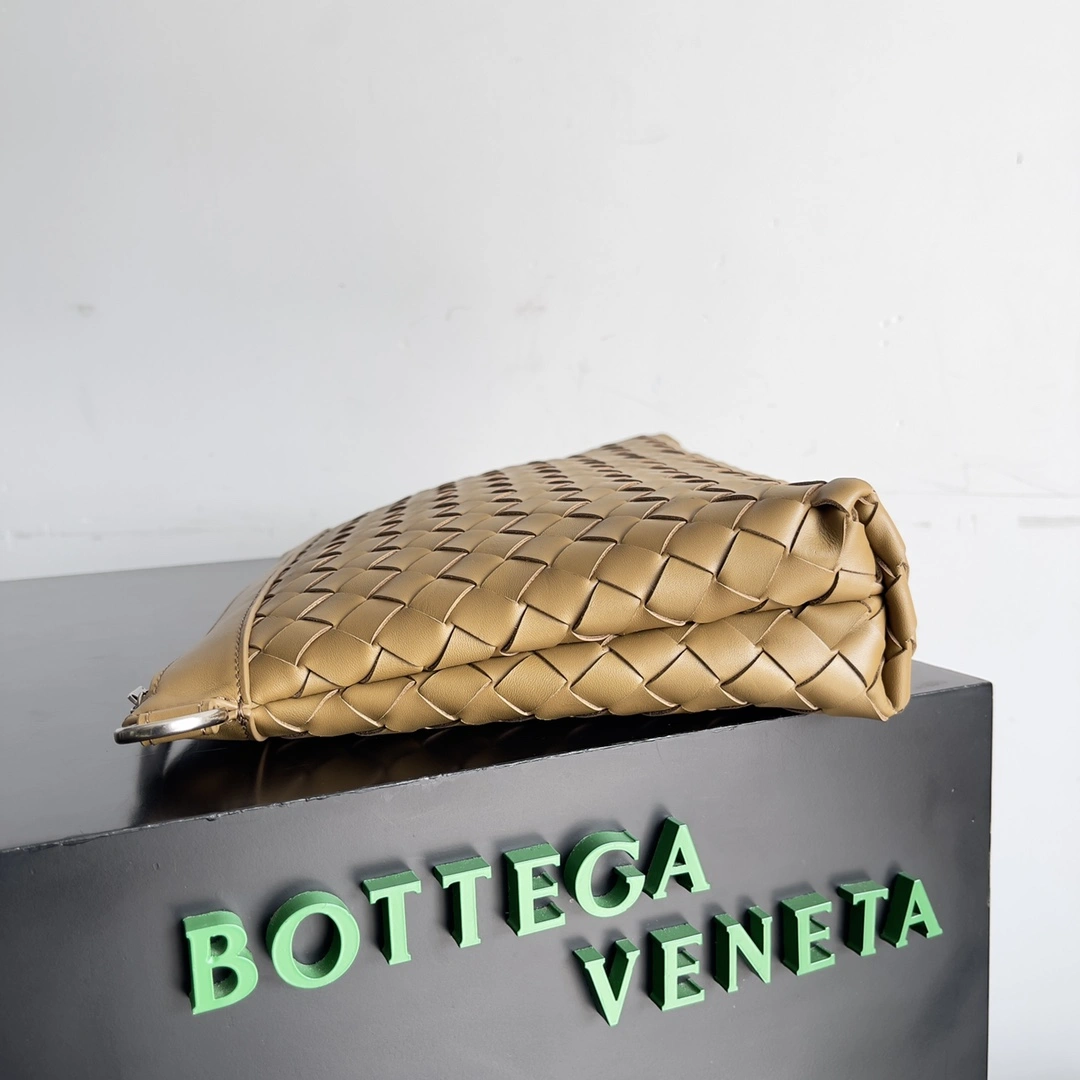 Stylish Bottega Veneta Clutch Bags 67767