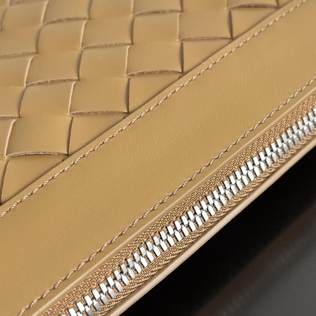 Stylish Bottega Veneta Clutch Bags 67767