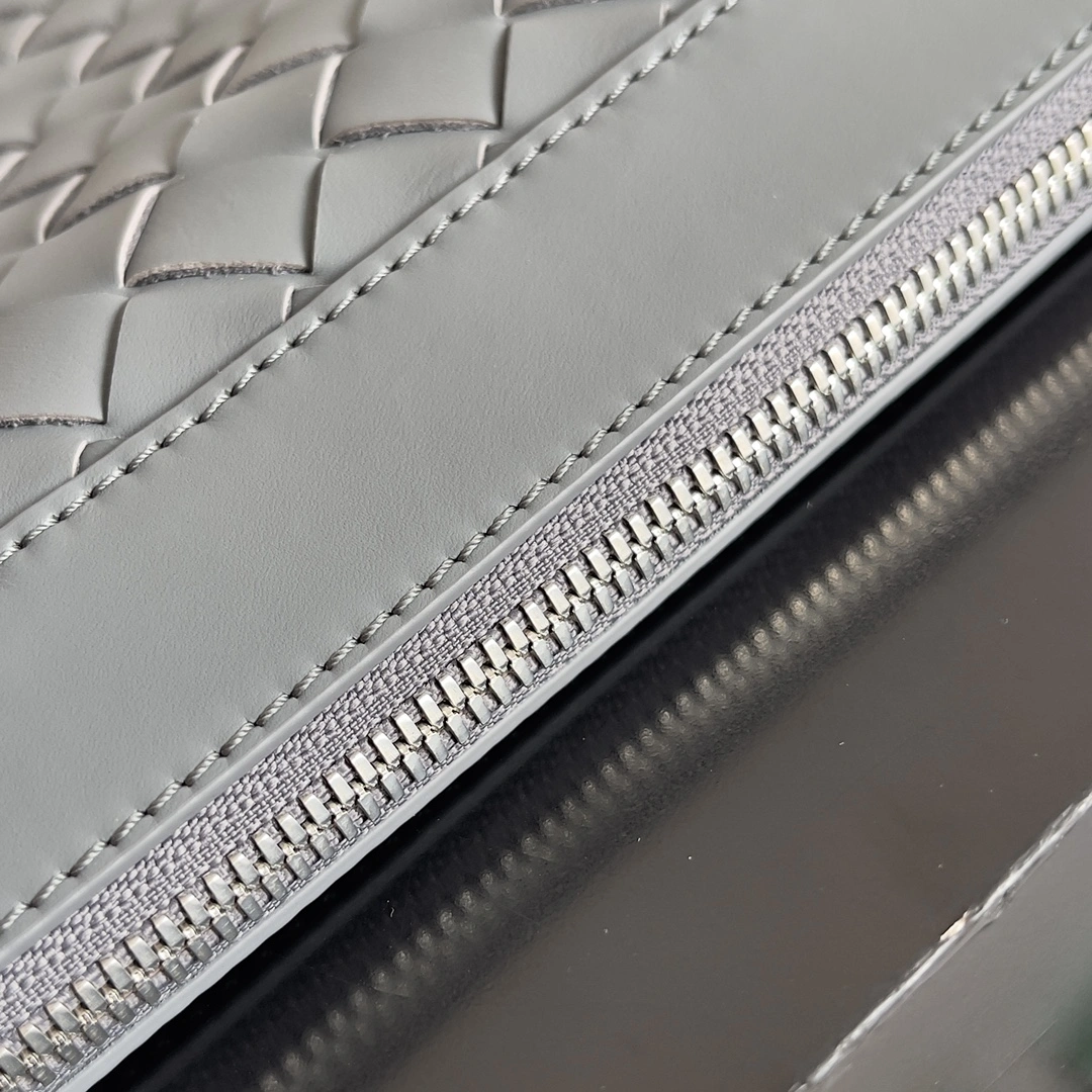 Timeless Bottega Veneta Clutch Bags 67759