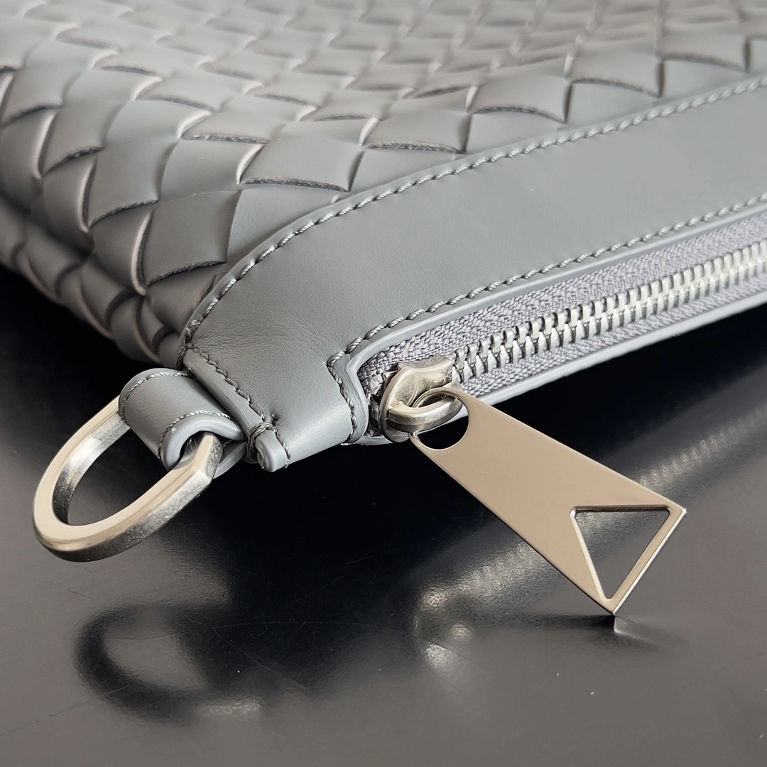 Timeless Bottega Veneta Clutch Bags 67759